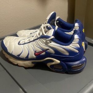 Blue & white air max size 7